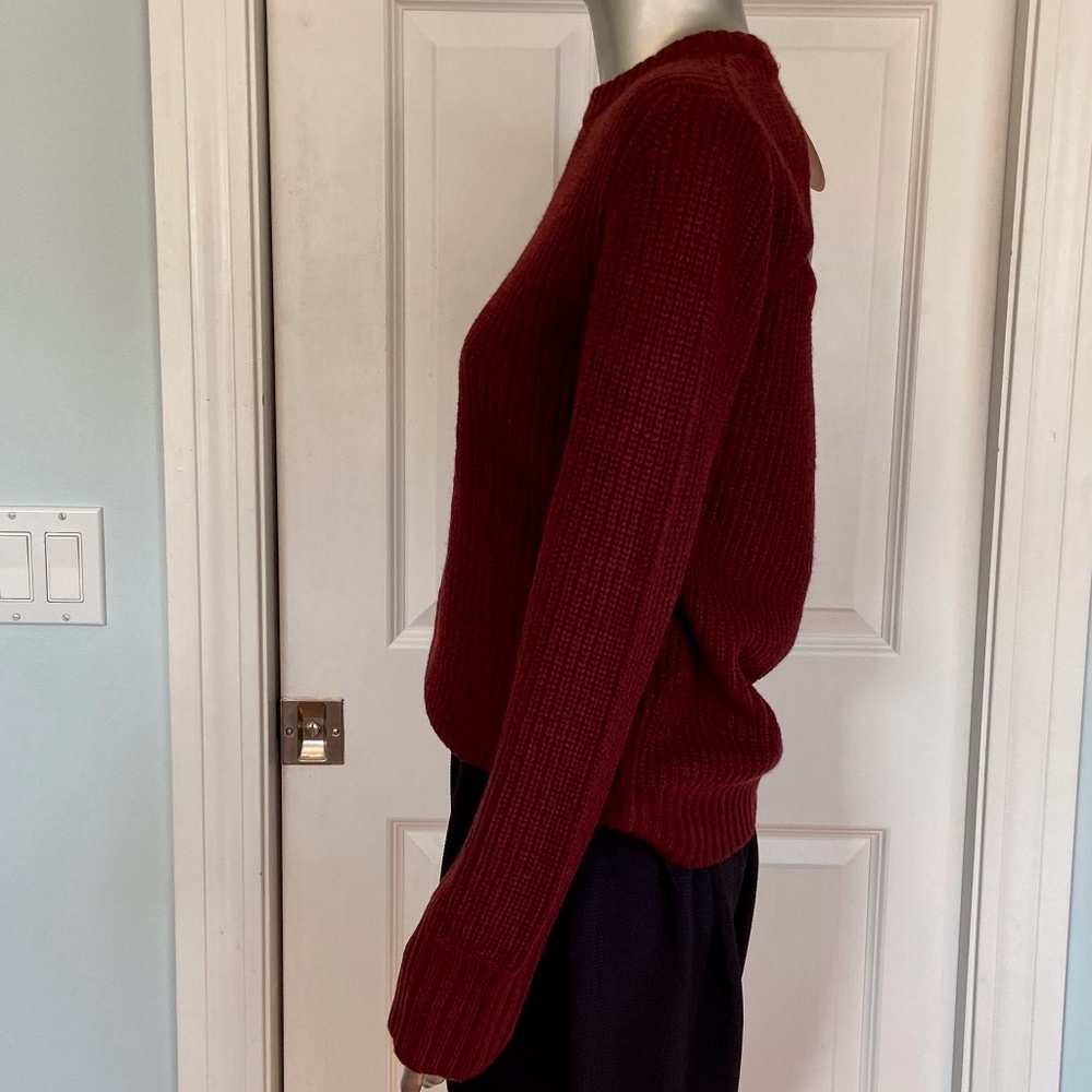 Open Back Sweater - Picture 3 of 3